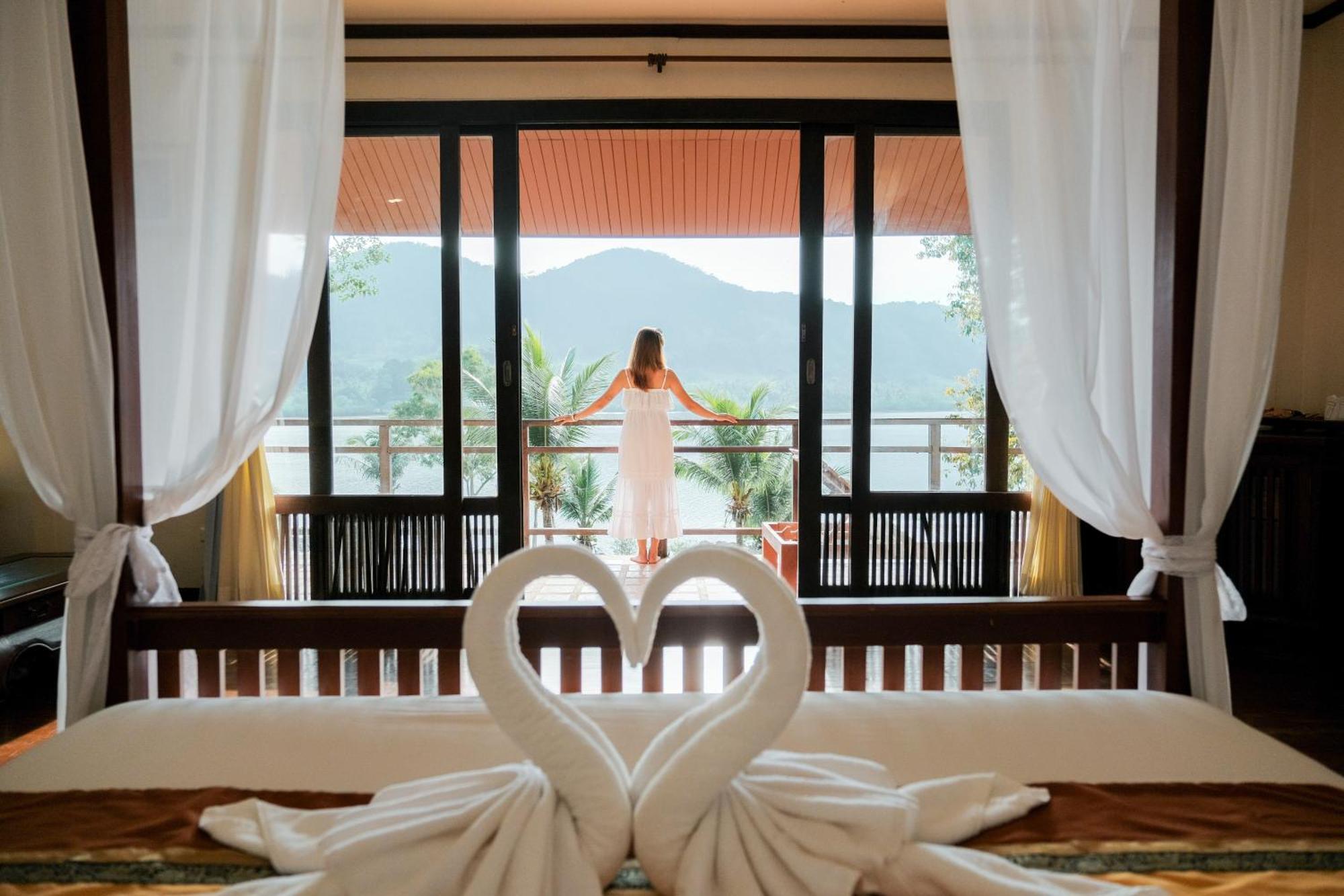 Kooncharaburi Resort - เกาะช้าง ภายนอก รูปภาพ